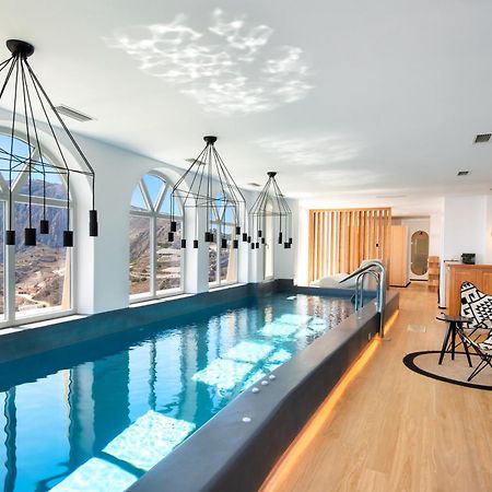 Skyfall Suites - Adults Only Pyrgos Kallistis Exterior photo