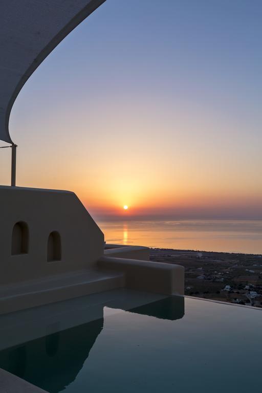 Skyfall Suites - Adults Only Pyrgos Kallistis Exterior photo