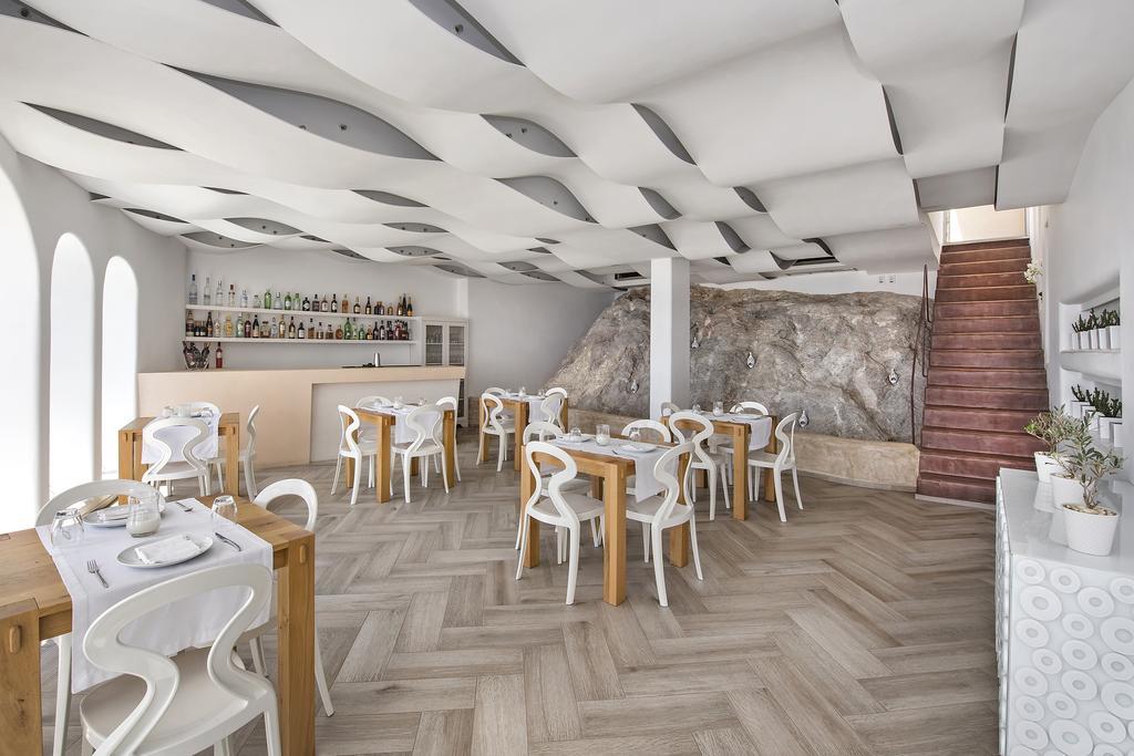 Skyfall Suites - Adults Only Pyrgos Kallistis Exterior photo
