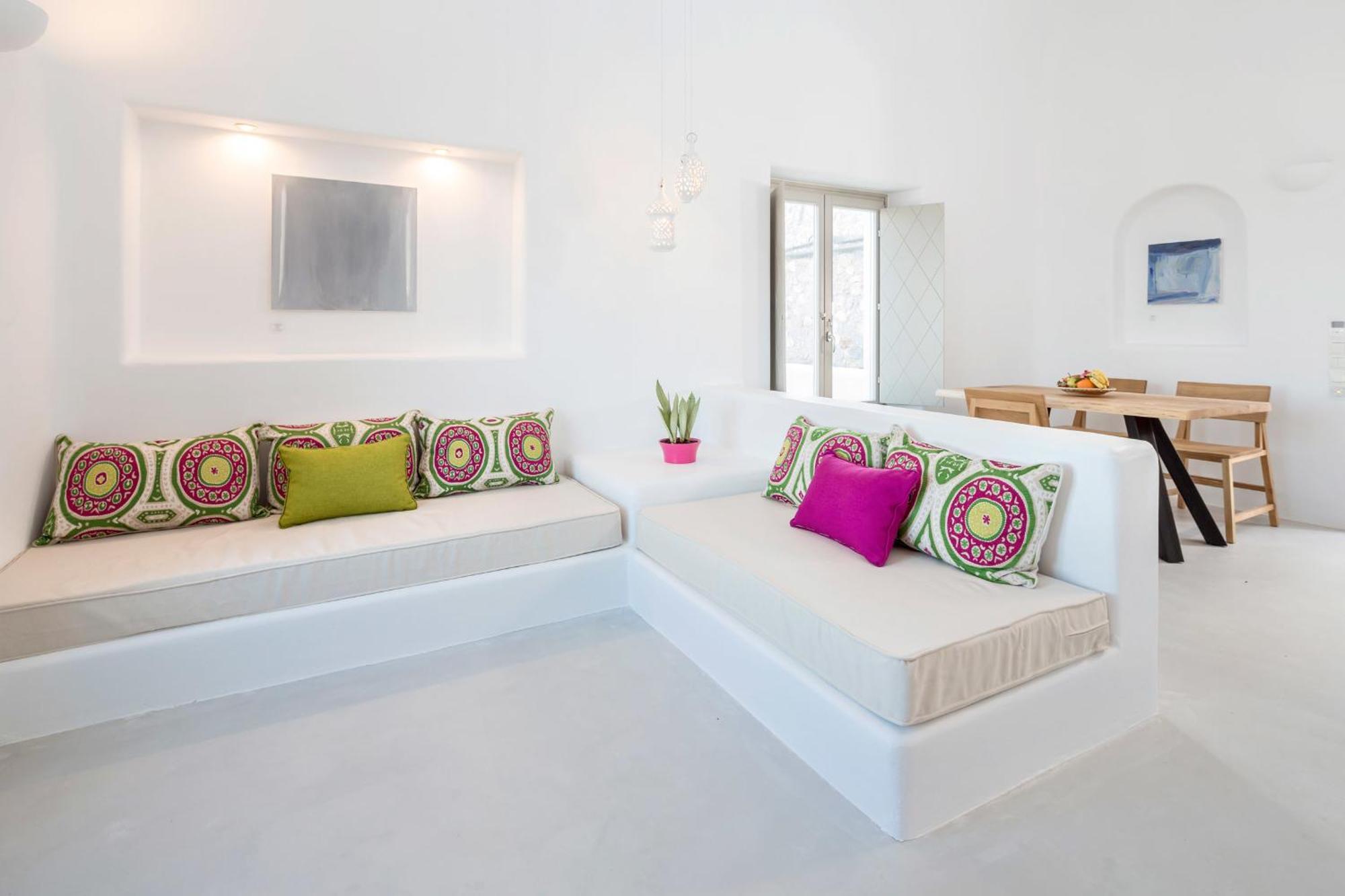 Skyfall Suites - Adults Only Pyrgos Kallistis Exterior photo